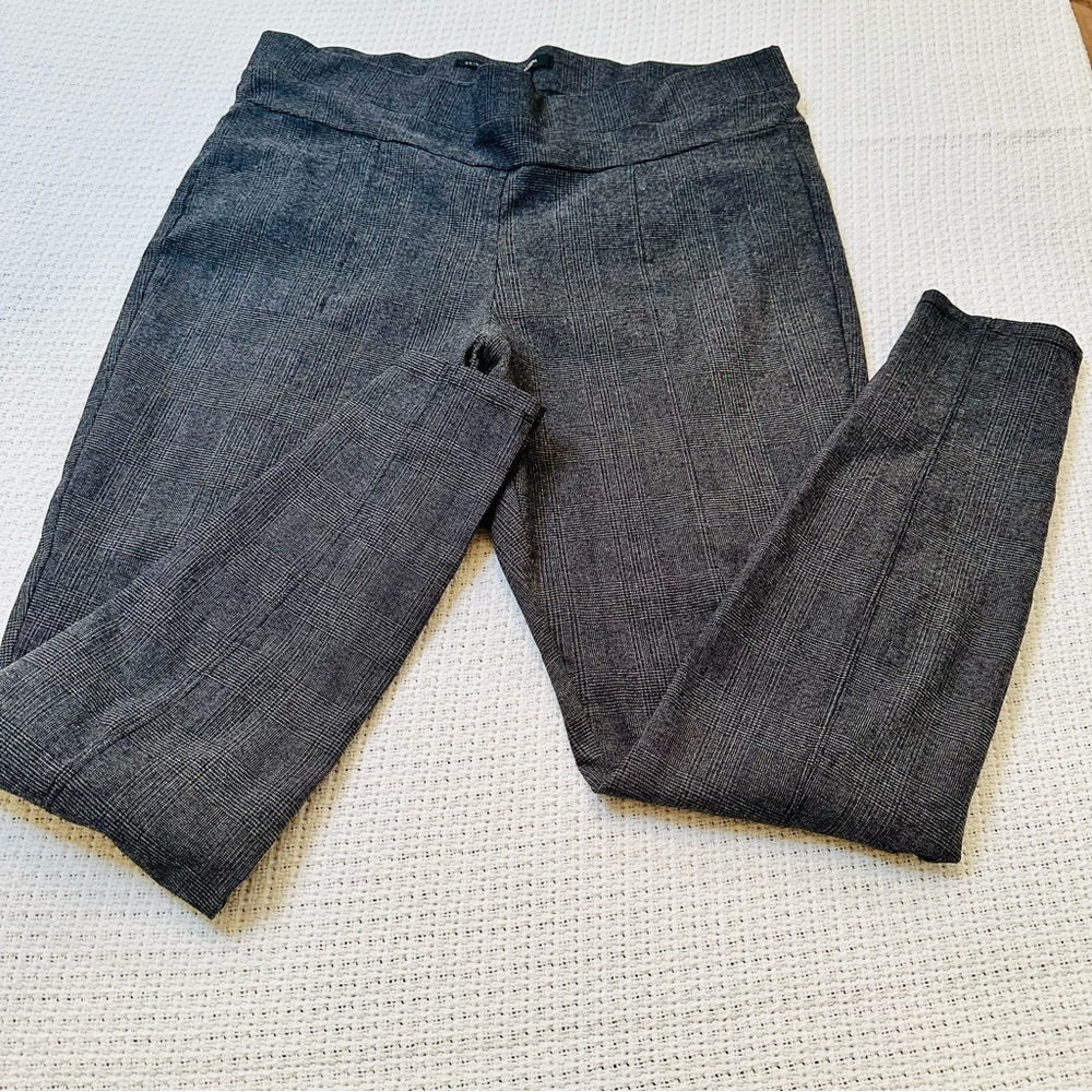 Simply Vera Vera Wang Dress Pants, Size XL, Grey/Black Striped - Picture 3 of 8